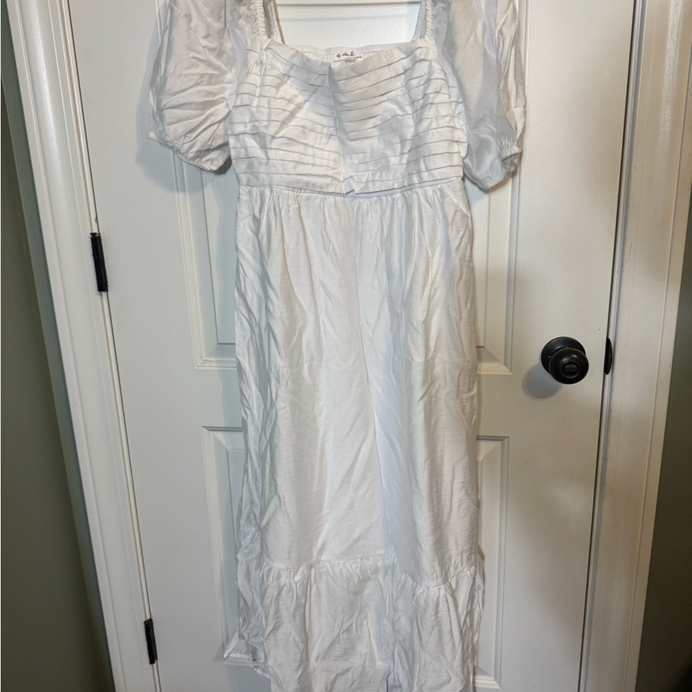 White Puff Sleeve Dress
